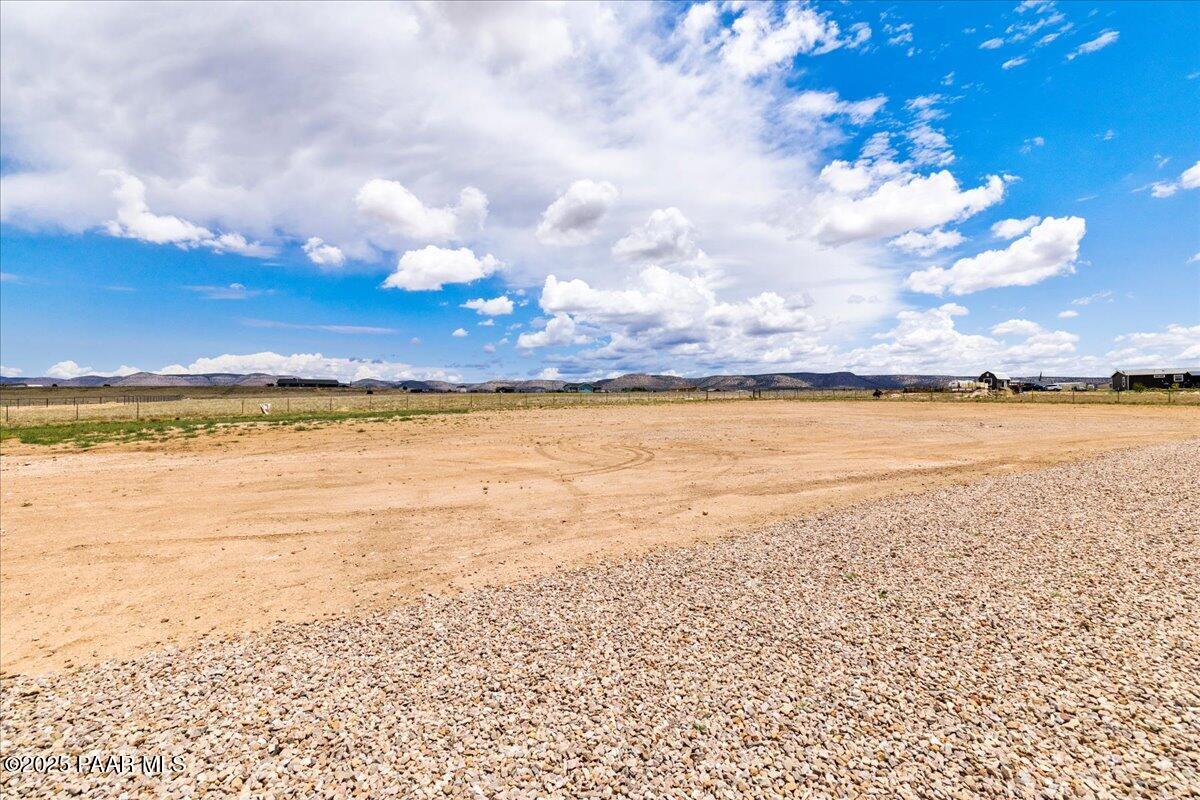2680 West Pilots Rest Paulden, AZ 86334 - Photo 22 of 25 27-Backyard