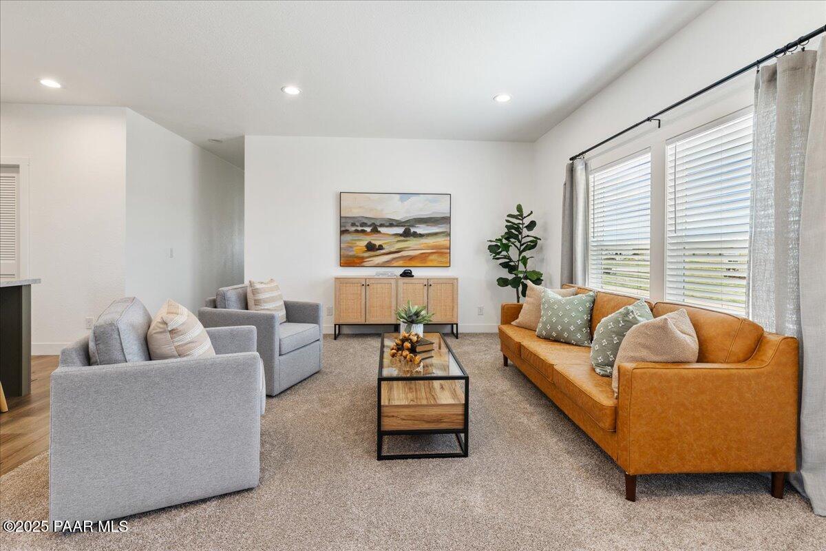 2680 West Pilots Rest Paulden, AZ 86334 - Photo 10 of 25 04-Living