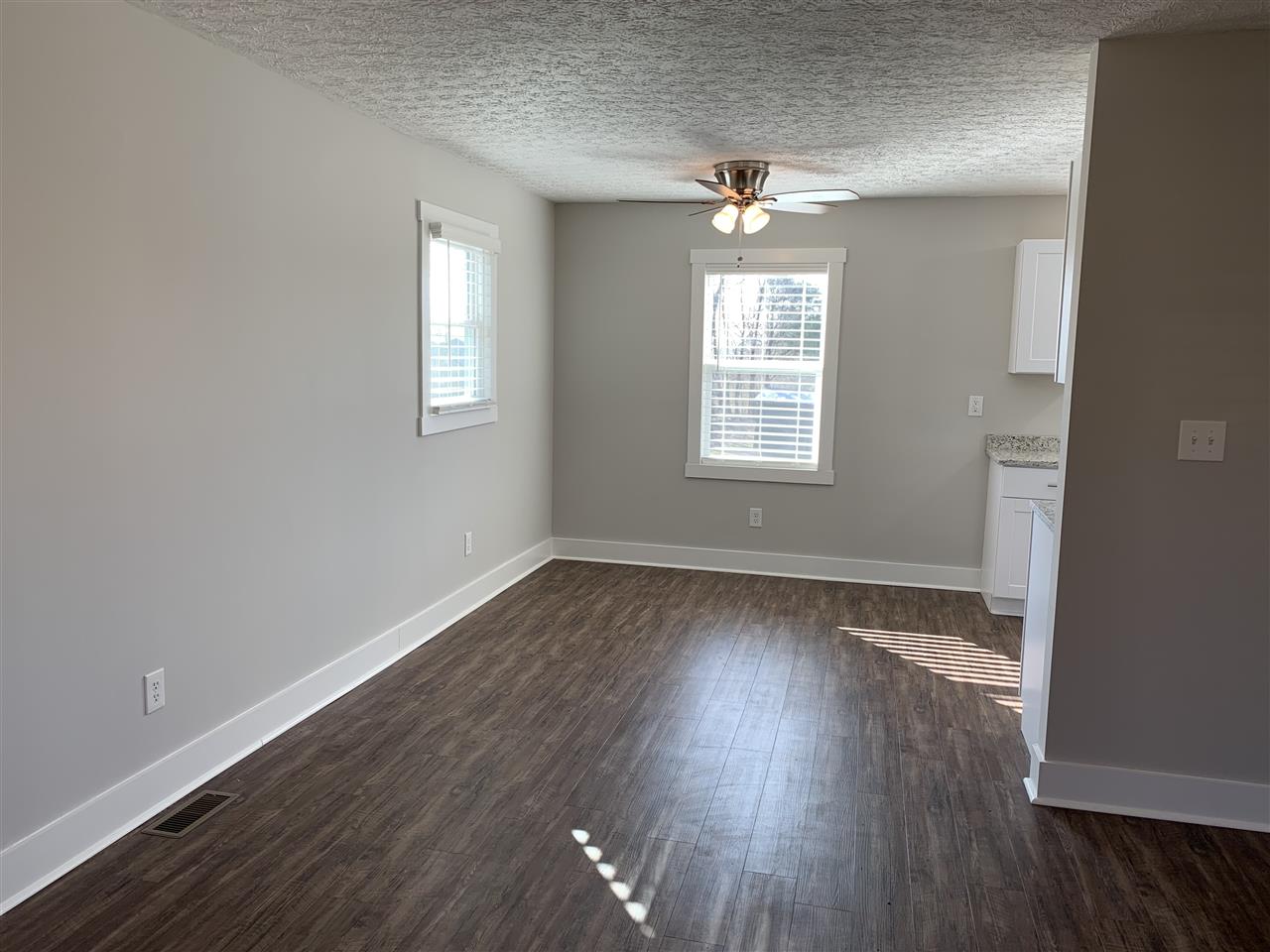 969 Loving Road Bowling Green, KY 42101 - Photo 3 of 9 Gallery Image 3