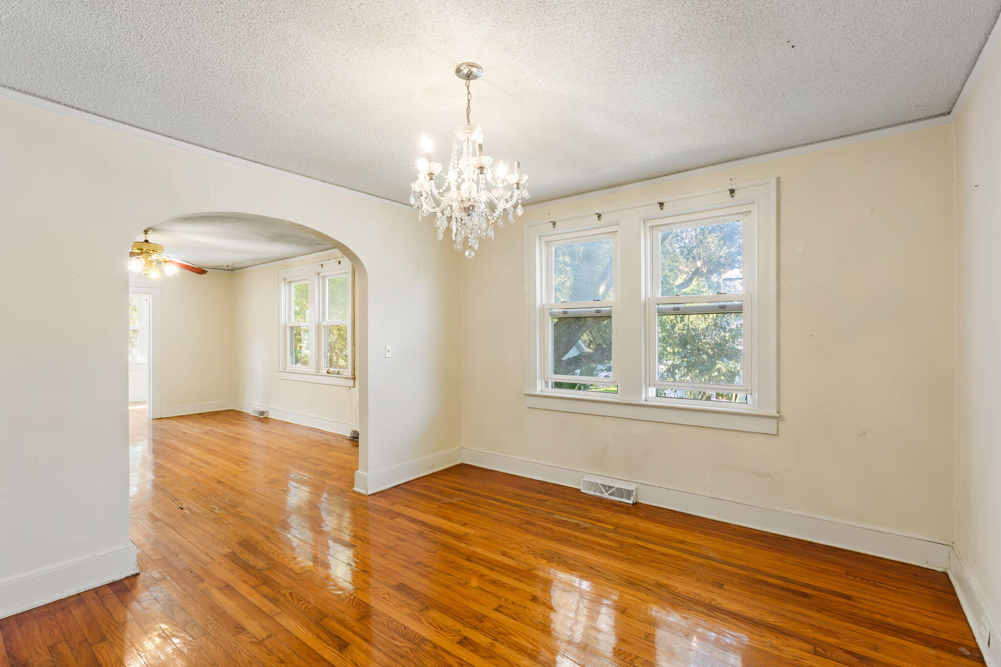 8 Riverside Drive Charleston, SC 29403 - Photo 11 of 30 12-web-or-mls-8 Riverside Dr CoastalRE-1