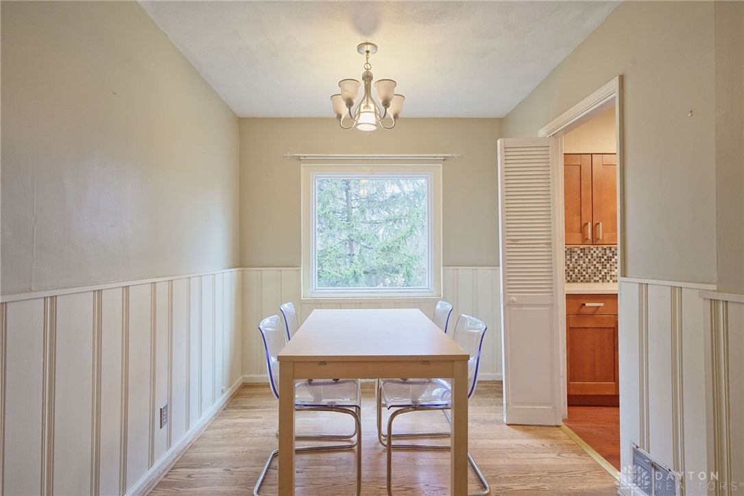 3649 Shroyer Road Dayton, OH 45429 - Photo 11 of 46 Cute dining room