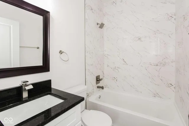 $1,800 | 43 North Randolph Street, Unit A, Indianapolis, IN 46201