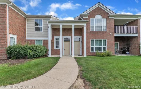 $265,000 | 16707 Carriage Way, Northville, MI 48168