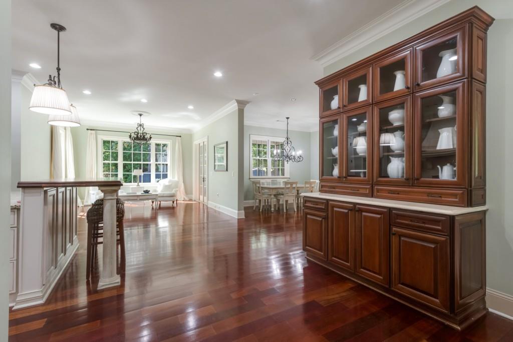 3282 Pinestream Road Northwest Atlanta, GA 30327 - Photo 16 of 54
