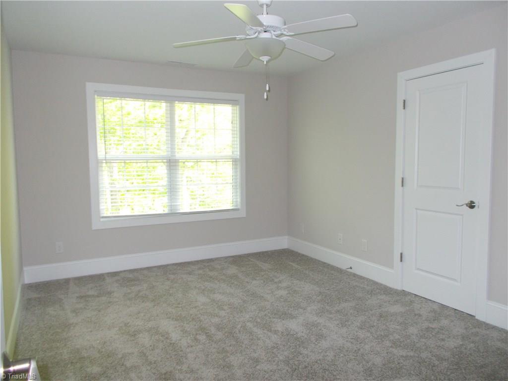 5065 Bennington Way High Point, NC 27262 - Photo 16 of 22 Gallery Image 16