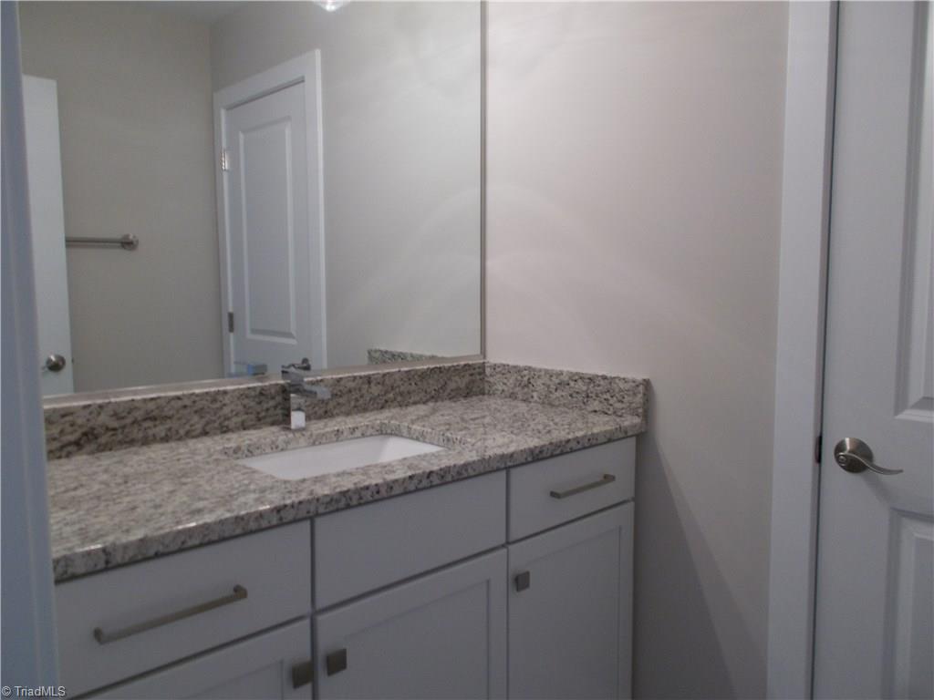 5065 Bennington Way High Point, NC 27262 - Photo 17 of 22 Gallery Image 17