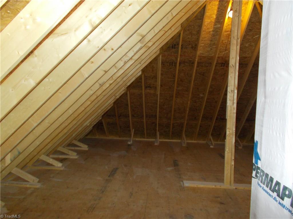 5065 Bennington Way High Point, NC 27262 - Photo 21 of 22 Gallery Image 21