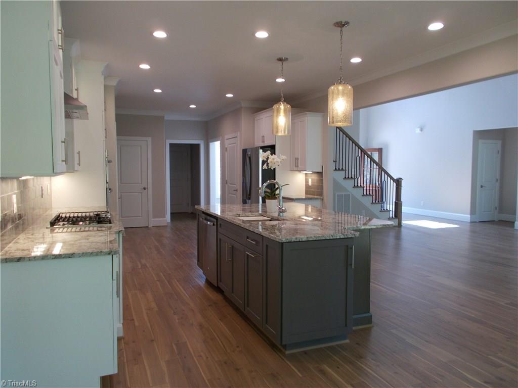 5065 Bennington Way High Point, NC 27262 - Photo 6 of 22 Gallery Image 6