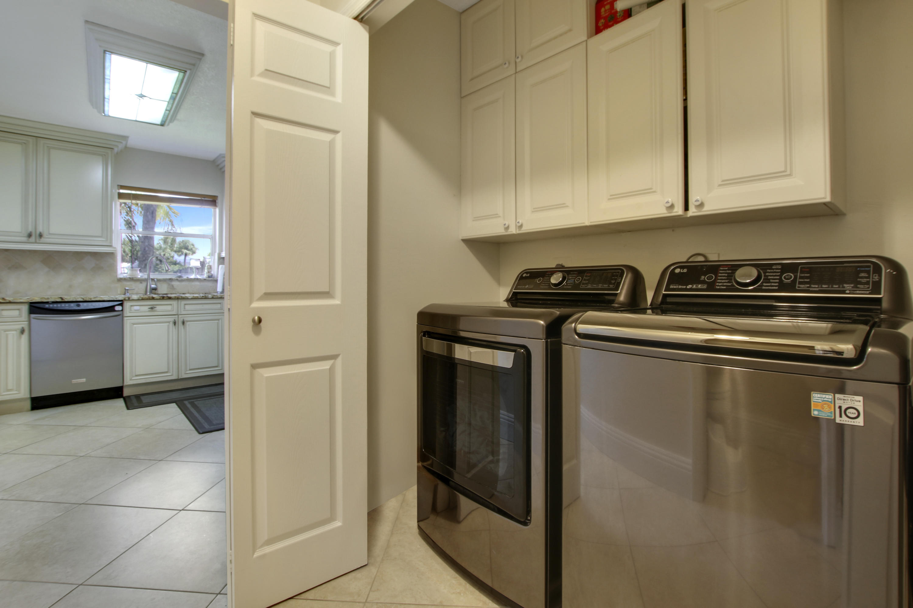 21440 Sawmill Court Boca Raton, FL 33498 - Photo 13 of 33 House-15