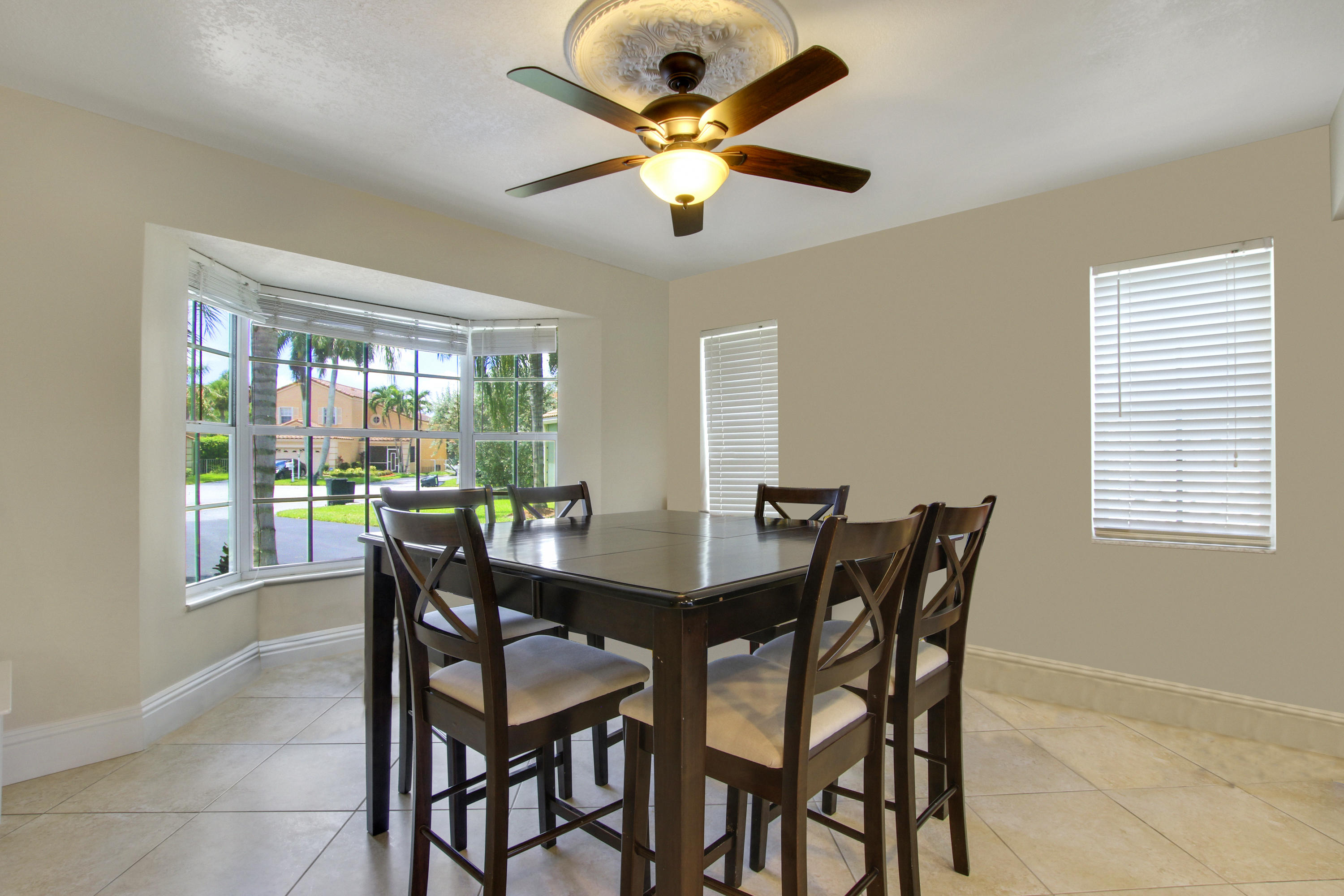 21440 Sawmill Court Boca Raton, FL 33498 - Photo 4 of 33 House-6