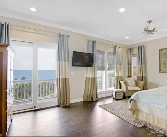 $1,400,000 | 1452 Homeport Drive, Navarre Beach, FL 32566