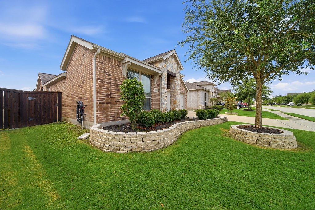 9231 Eckert Road Rosharon, TX 77583 - Photo 5 of 42