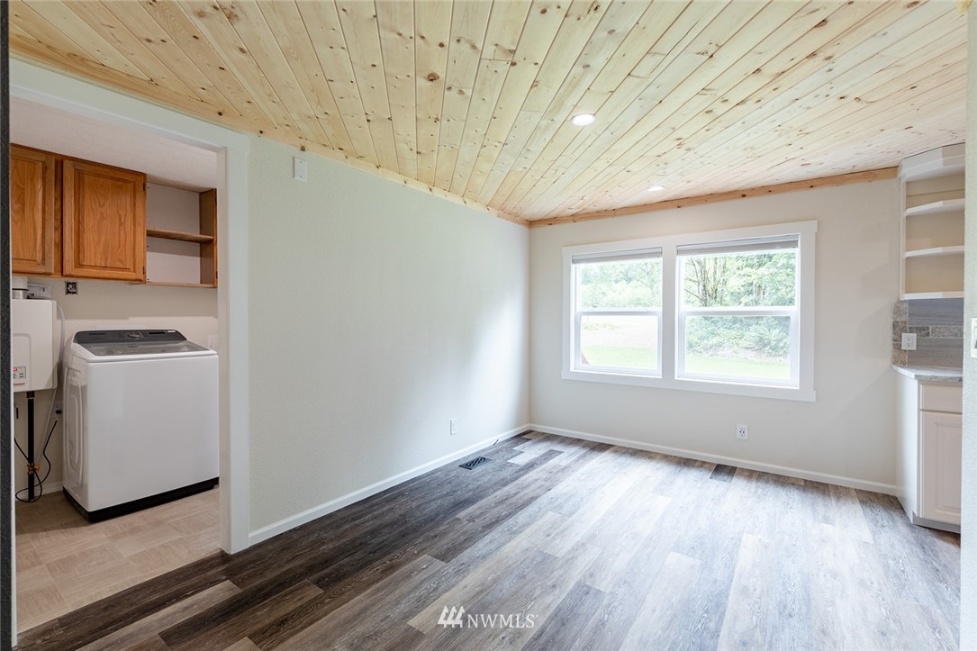 5910 Lemon Road Northeast Olympia, WA 98506 - Photo 15 of 36 Gallery Image 15