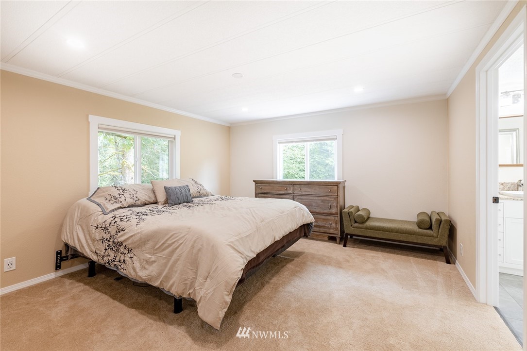 5910 Lemon Road Northeast Olympia, WA 98506 - Photo 17 of 36 Gallery Image 17