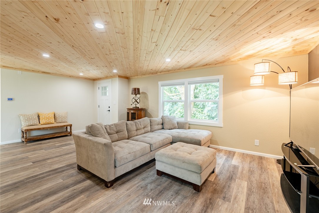 5910 Lemon Road Northeast Olympia, WA 98506 - Photo 21 of 36 Gallery Image 21
