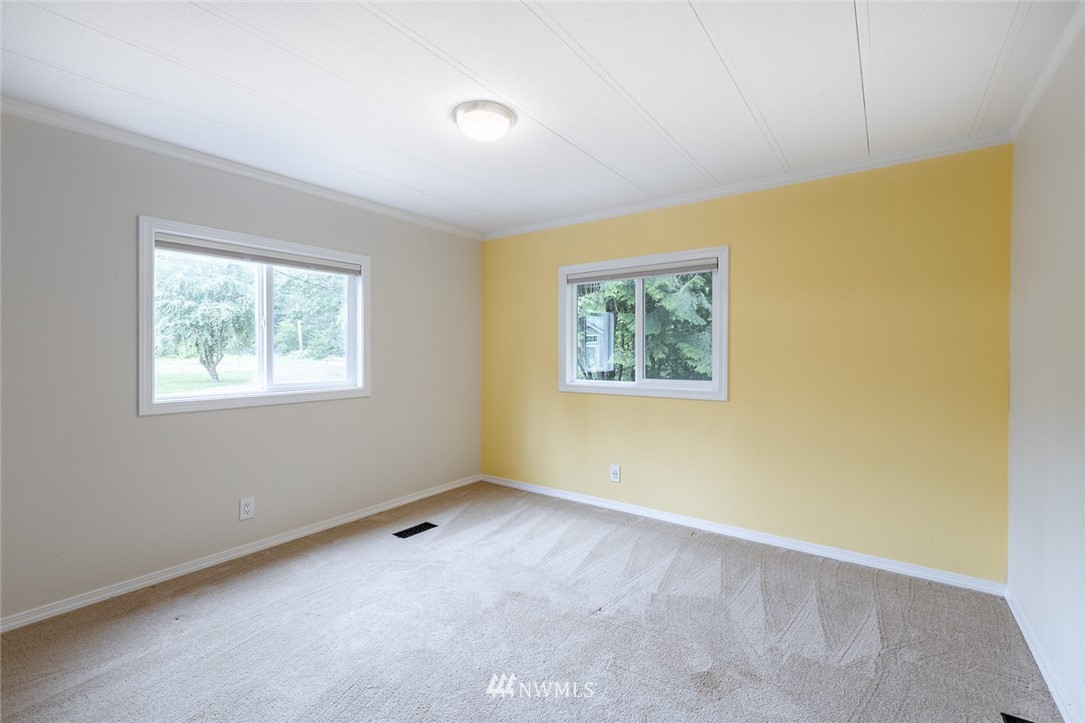 5910 Lemon Road Northeast Olympia, WA 98506 - Photo 25 of 36 Gallery Image 25