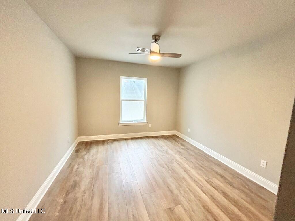 271 Oscar Smith Road Carriere, MS 39426 - Photo 7 of 9 271 OS 8