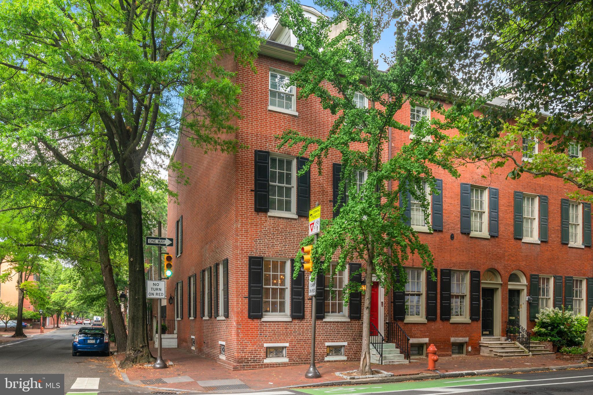 255 Pine Street Philadelphia, PA 19106 - Photo 2 of 59