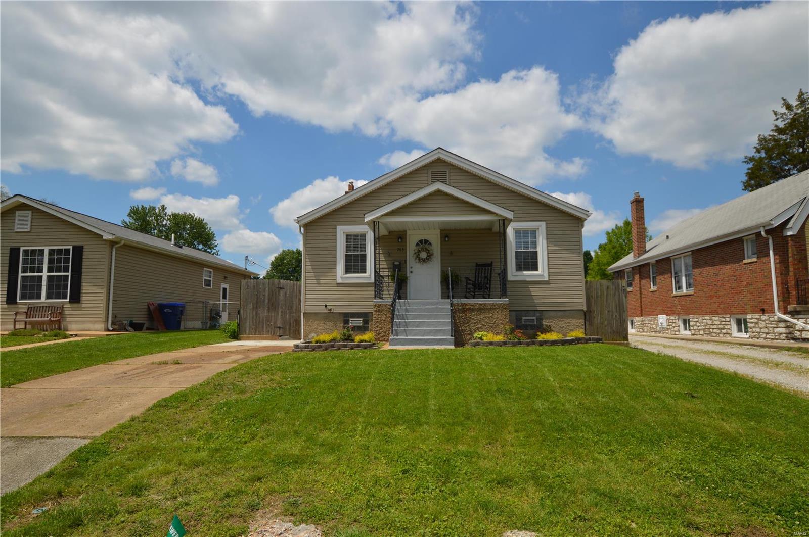 763 Reed Avenue St. Louis, MO 63125 - Photo 3 of 30 Gallery Image 3