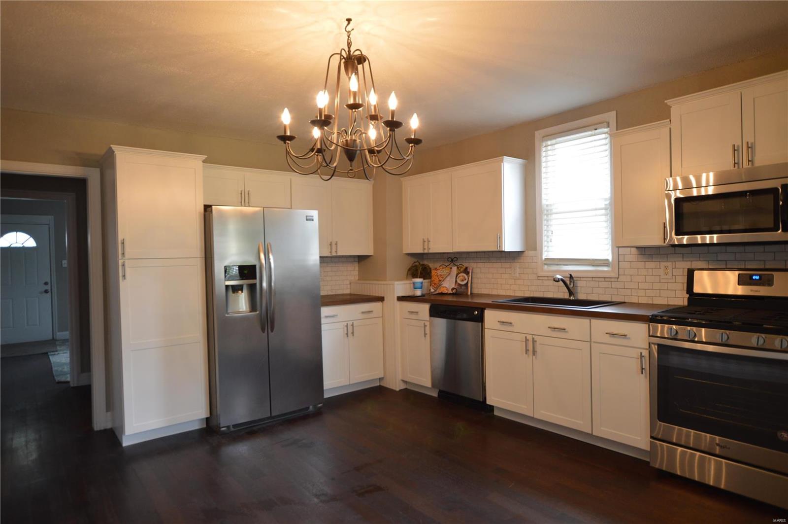 763 Reed Avenue St. Louis, MO 63125 - Photo 4 of 30 Gallery Image 4