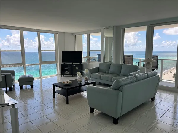 $5,200 | 3505 South Ocean Drive, Unit 1514, Hollywood, FL 33019