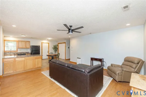 $199,950 | 460 Horseshoe Road, Jarratt, VA 23867