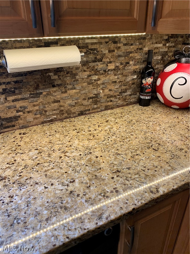4615 Roop Avenue Barberton, OH 44203 - Photo 10 of 32 Great counters and backsplash