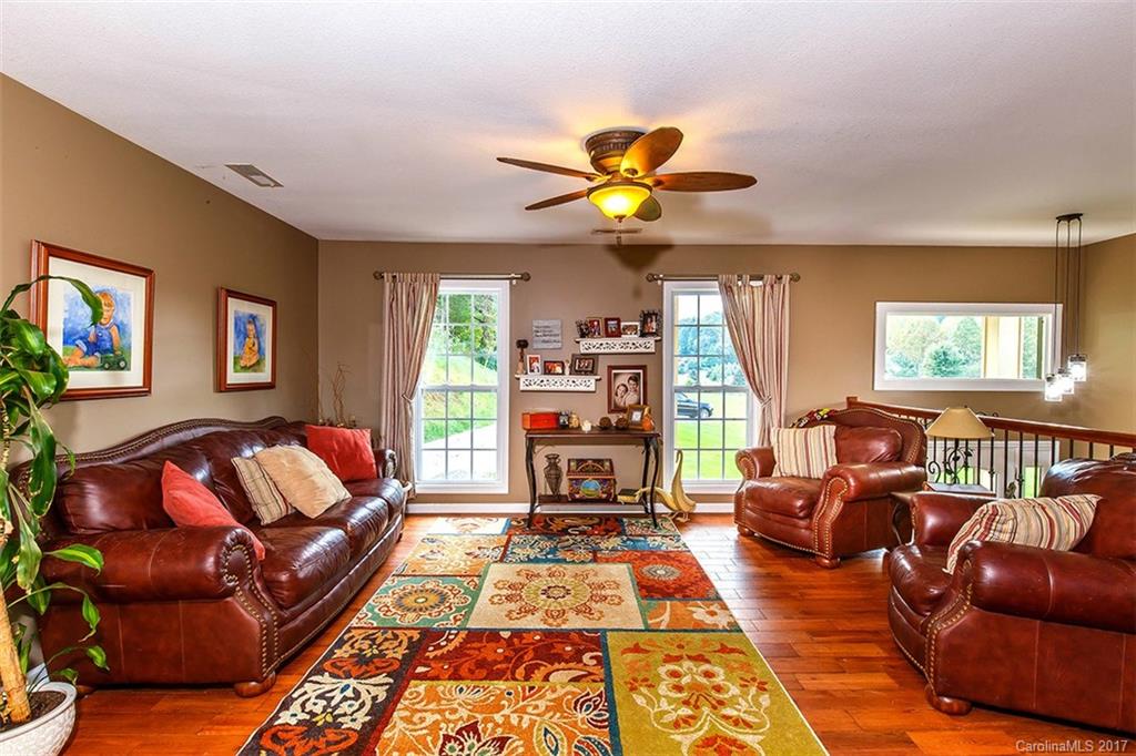 625 Green Road Brevard, NC 28712 - Photo 3 of 24 Gallery Image 3