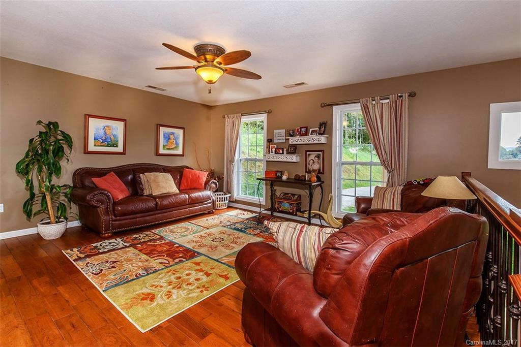 625 Green Road Brevard, NC 28712 - Photo 4 of 24 Gallery Image 4