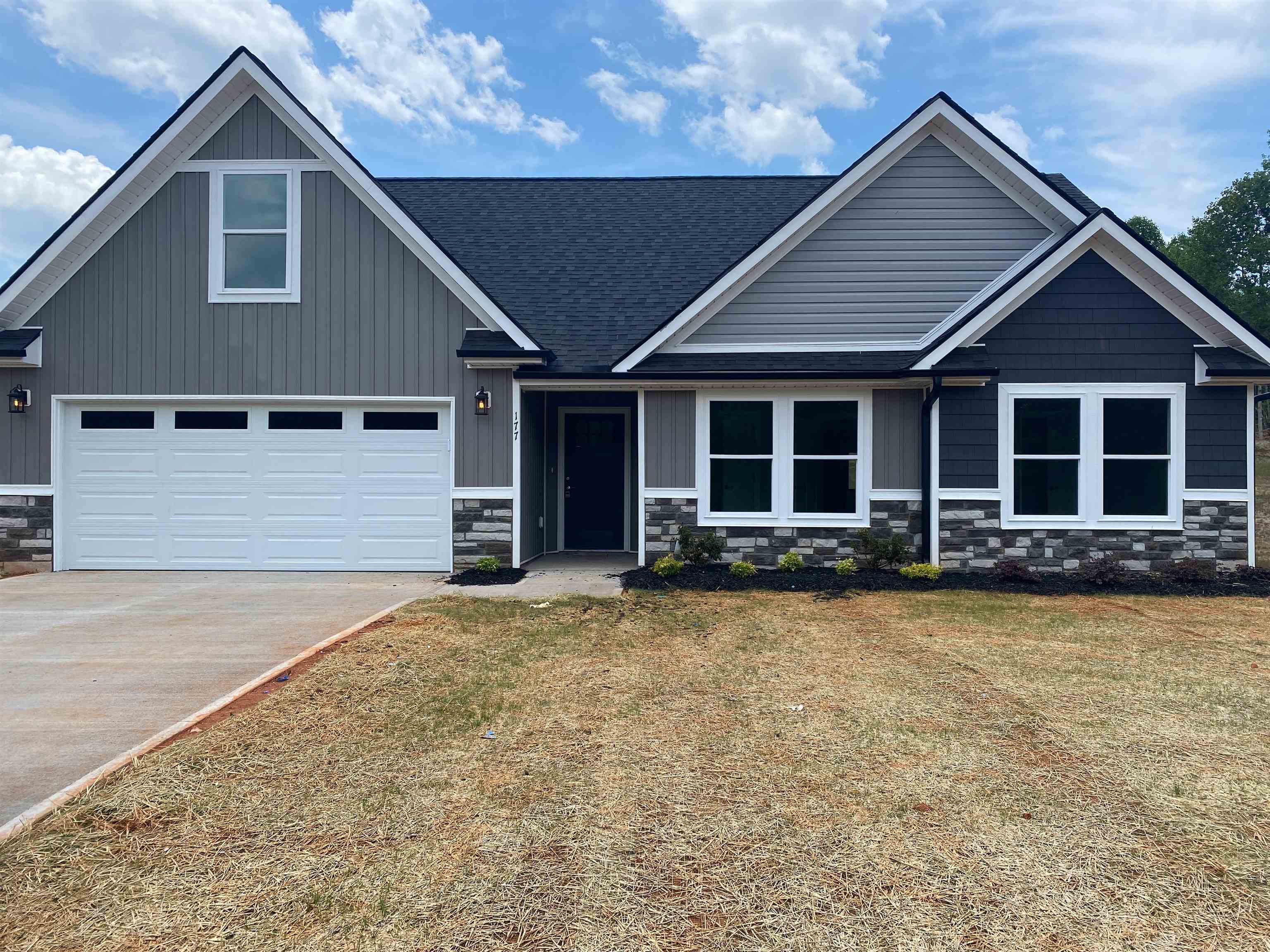 177 Falling Creek Road Spartanburg, SC 29301 - Photo 1 of 1 Gallery Image 1