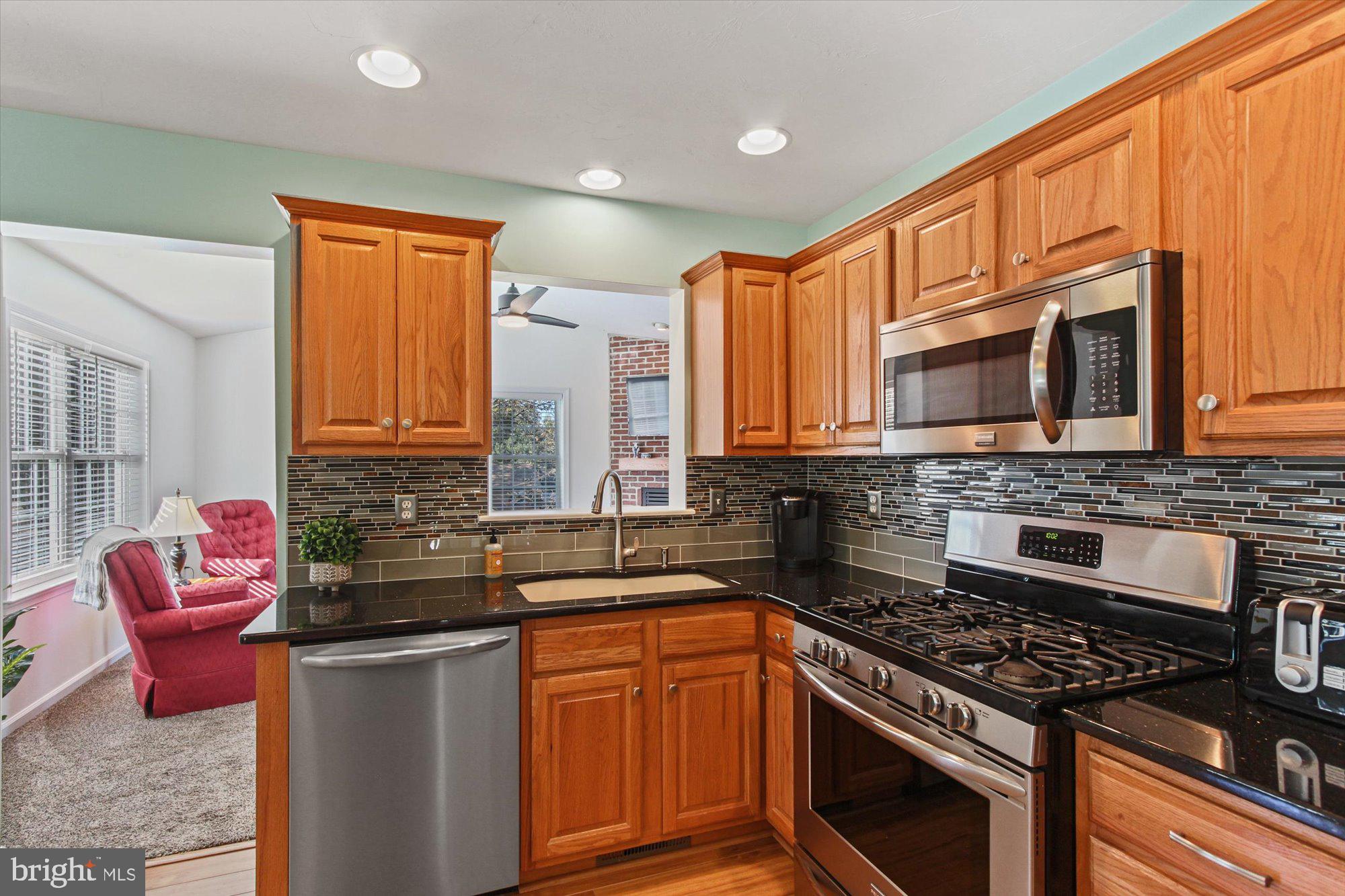 2351 Sycamore Road York, PA 17408 - Photo 11 of 32