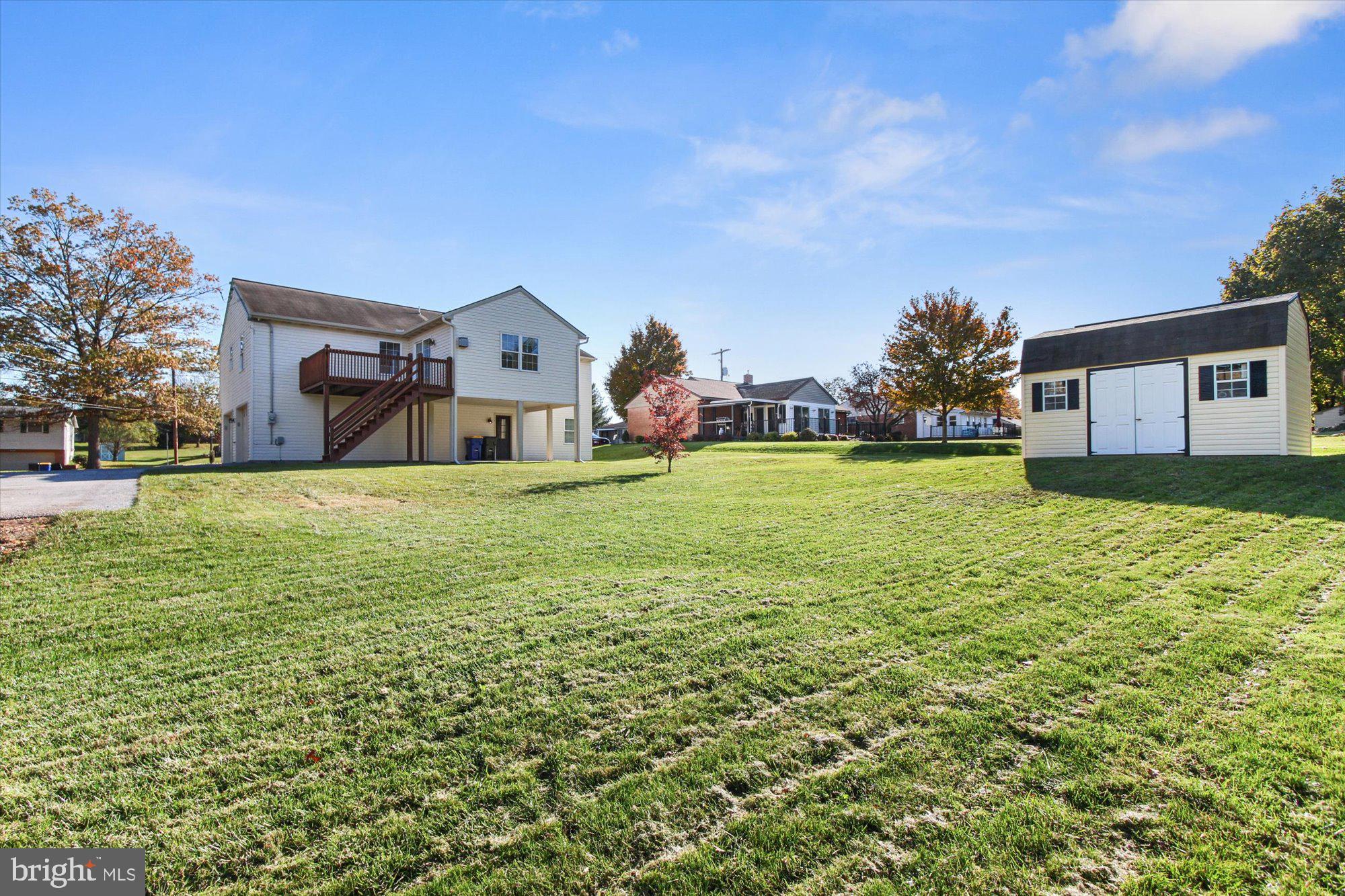 2351 Sycamore Road York, PA 17408 - Photo 31 of 32