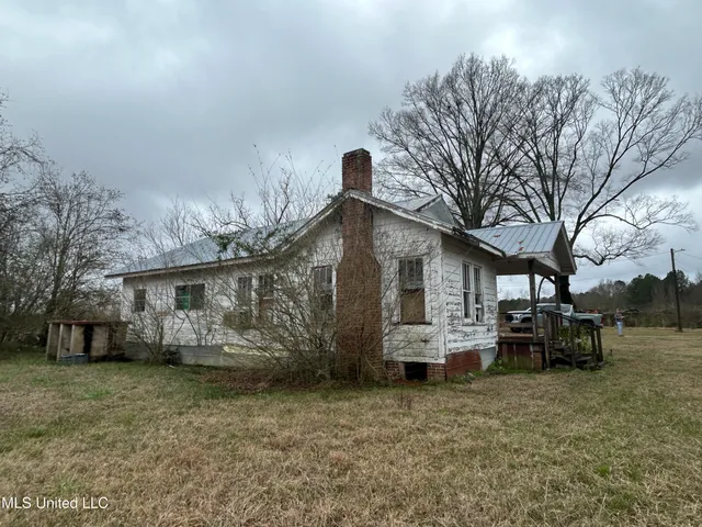$65,000 | 3677 Old Hillsboro Road, Forest, MS 39074