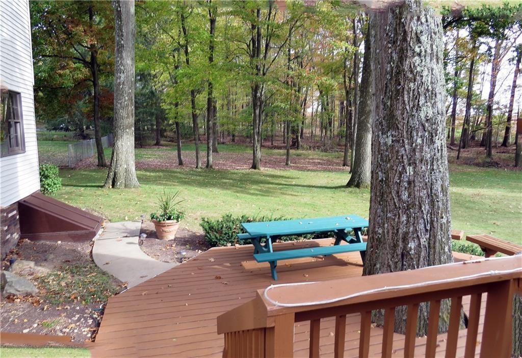 306 Holyoke Road Butler, PA 16001 - Photo 23 of 25
