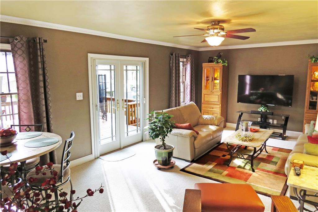 306 Holyoke Road Butler, PA 16001 - Photo 10 of 25