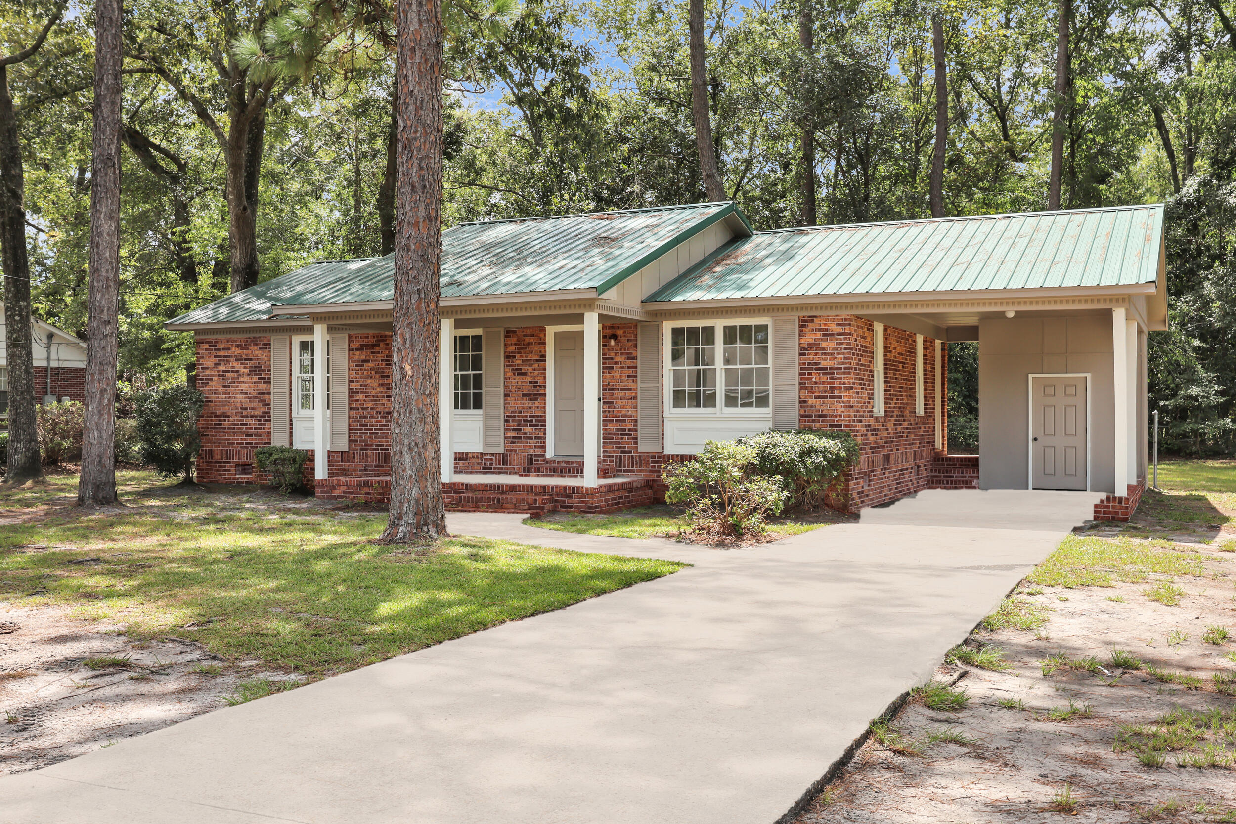 701 Dandridge Road Walterboro, SC 29488 - Photo 5 of 33 8_ru4a0953