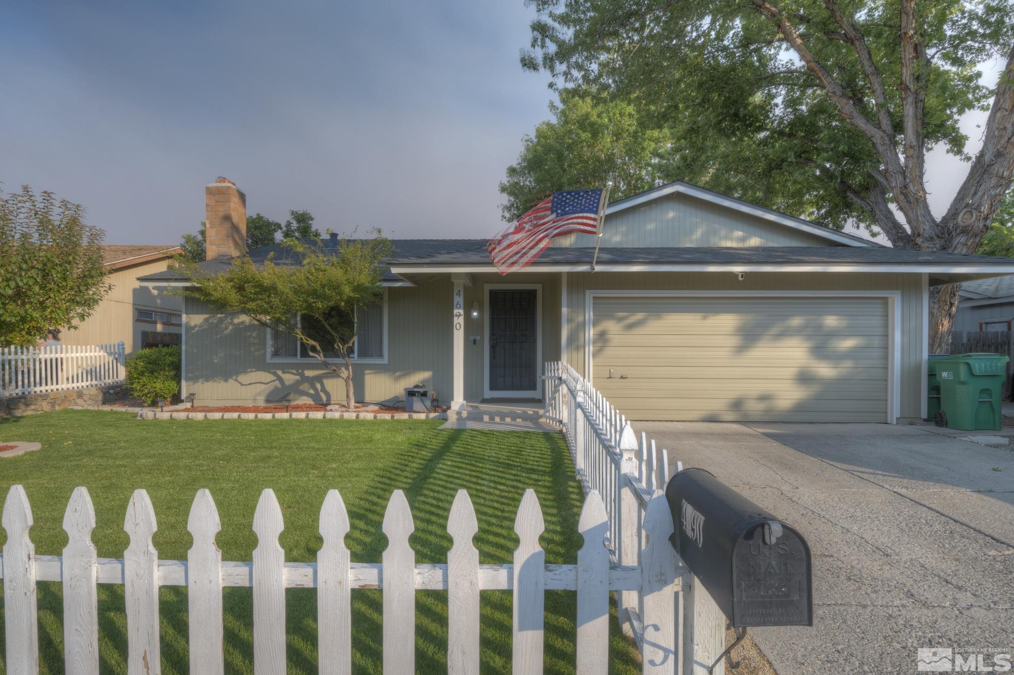 4690 Spring Drive Reno, NV 89502 - Photo 5 of 38 Photo 5