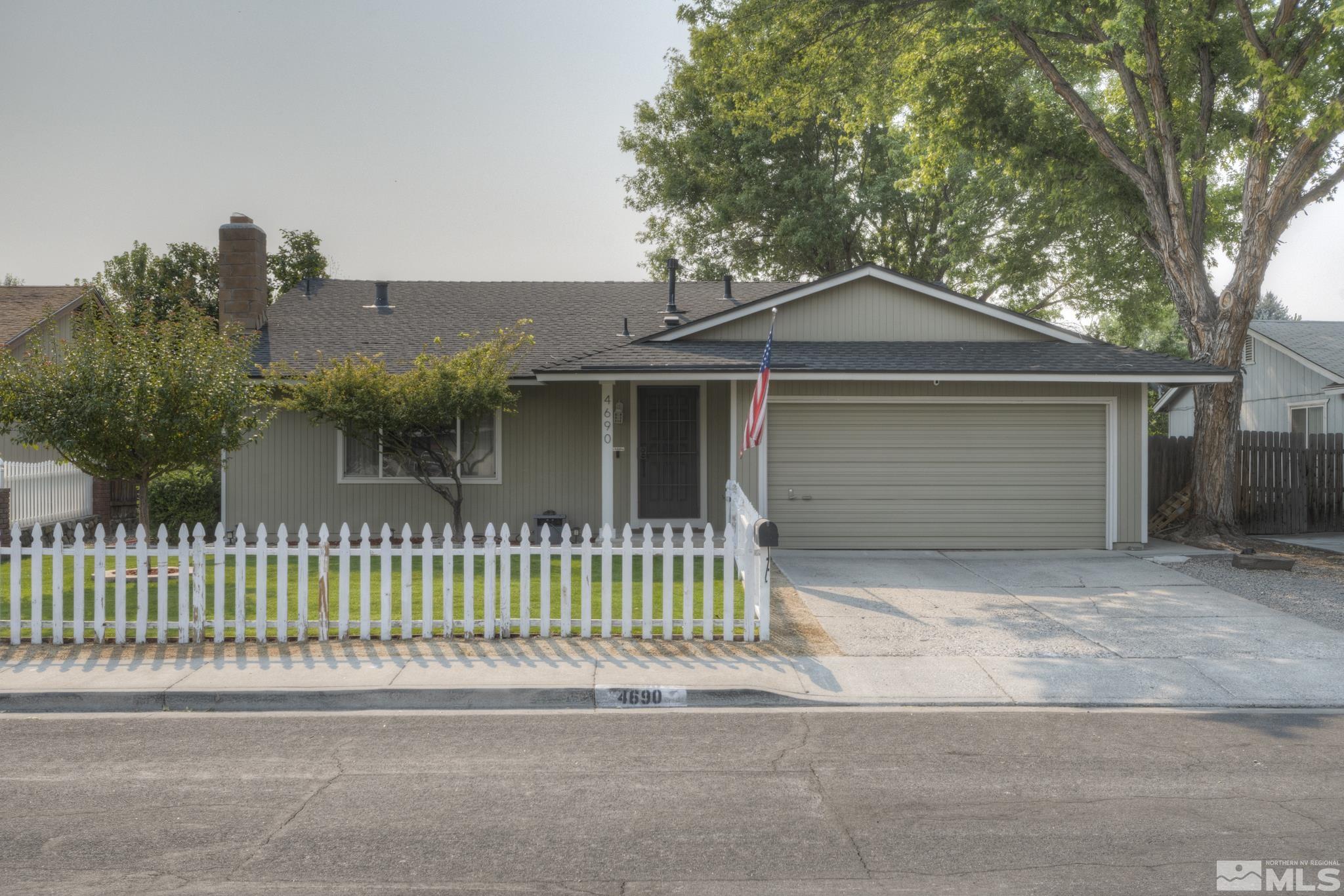 4690 Spring Drive Reno, NV 89502 - Photo 7 of 38 Photo 7