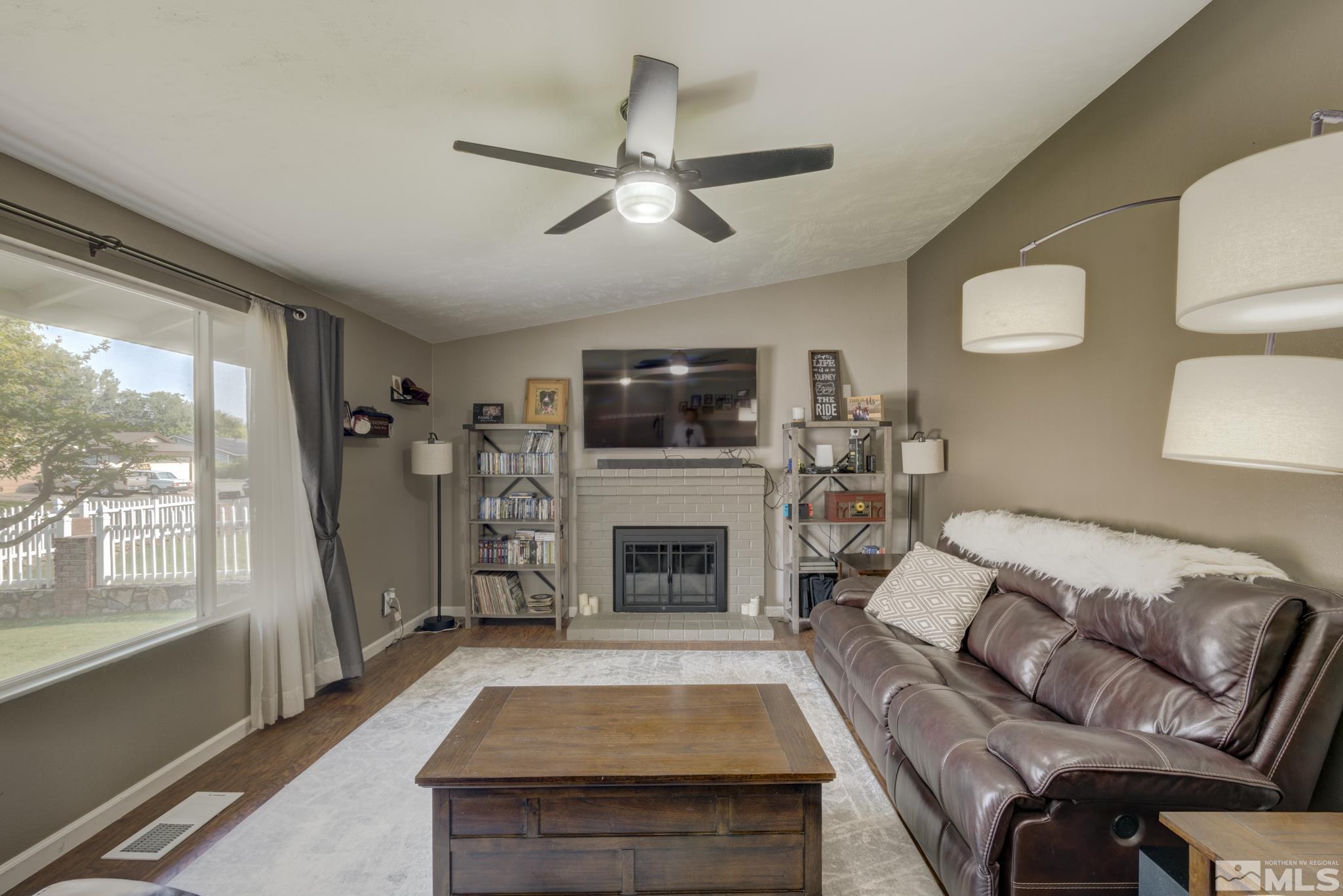 4690 Spring Drive Reno, NV 89502 - Photo 9 of 38 Photo 9