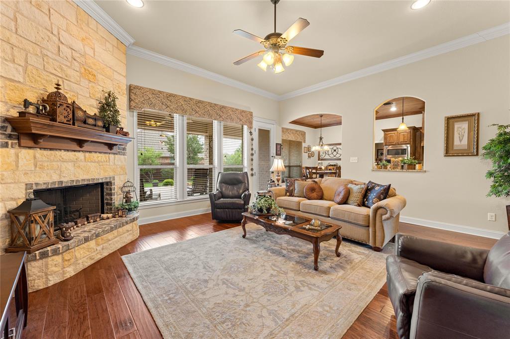 283 Briarleaf Circle Hewitt, TX 76643 - Photo 12 of 39