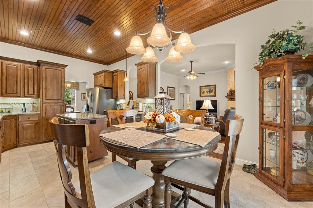 283 Briarleaf Circle Hewitt, TX 76643 - Photo 15 of 39