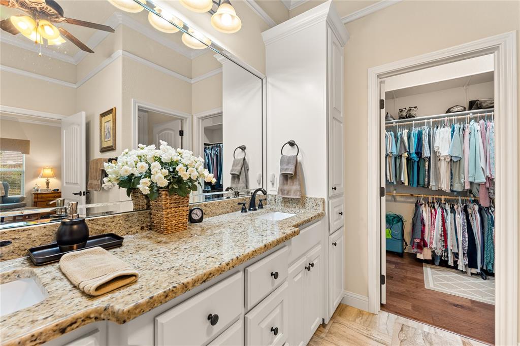 283 Briarleaf Circle Hewitt, TX 76643 - Photo 26 of 39