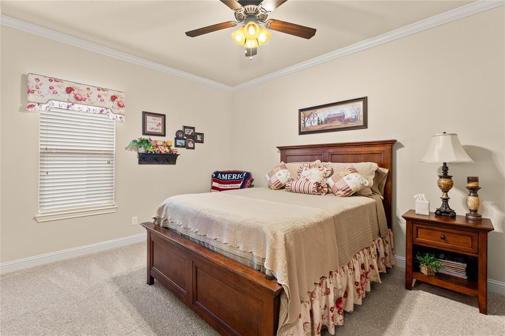 283 Briarleaf Circle Hewitt, TX 76643 - Photo 29 of 39