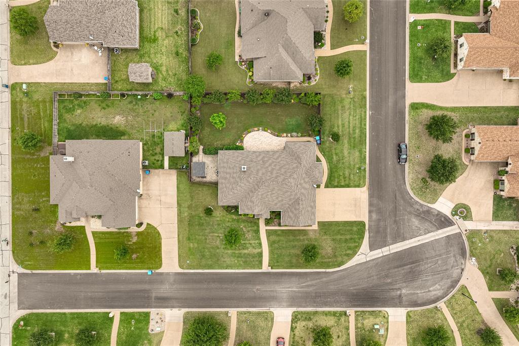 283 Briarleaf Circle Hewitt, TX 76643 - Photo 38 of 39