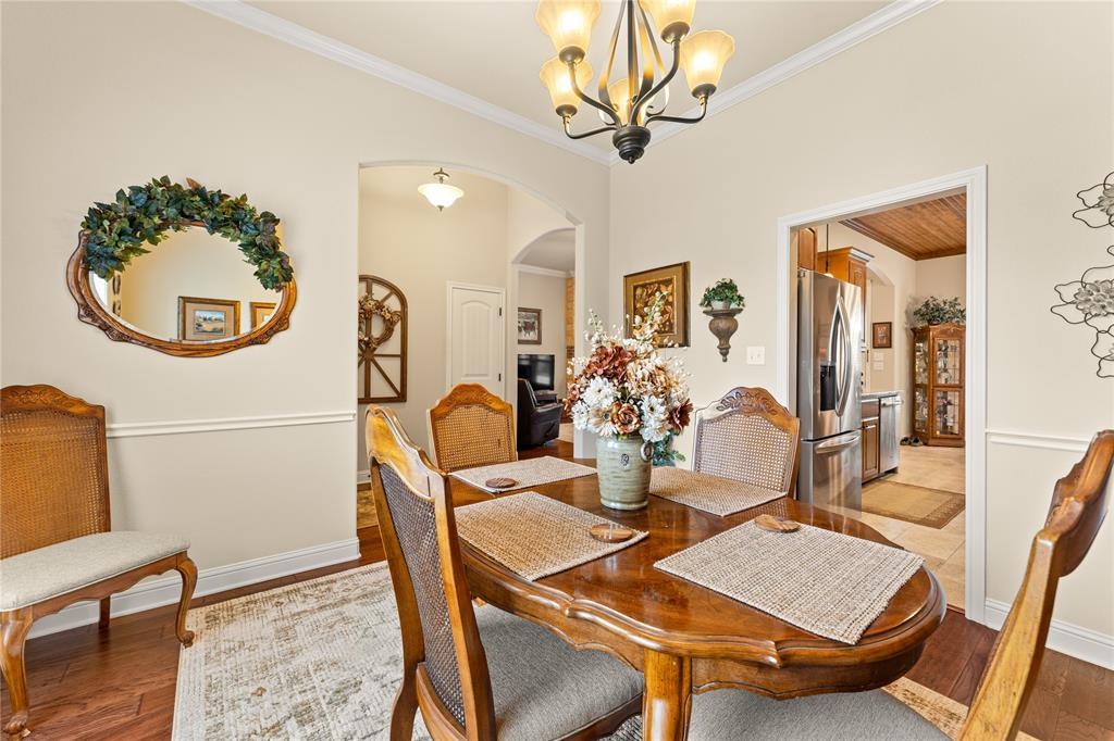 283 Briarleaf Circle Hewitt, TX 76643 - Photo 8 of 39