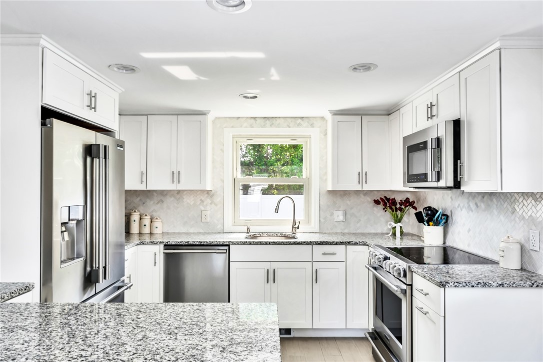 57 Salt Pond Way Westerly, RI 02891 - Photo 13 of 33 Gallery Image 13