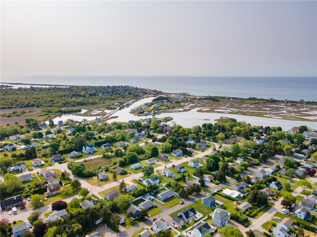 57 Salt Pond Way Westerly, RI 02891 - Photo 7 of 33 Gallery Image 7