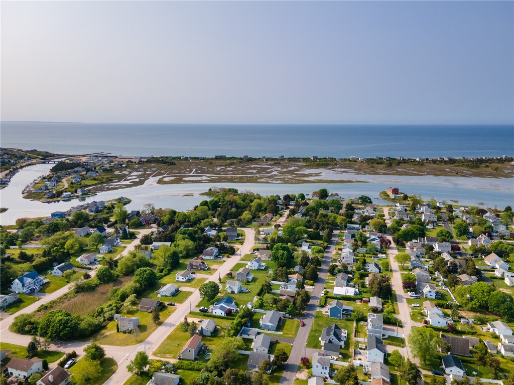 57 Salt Pond Way Westerly, RI 02891 - Photo 8 of 33 Gallery Image 8