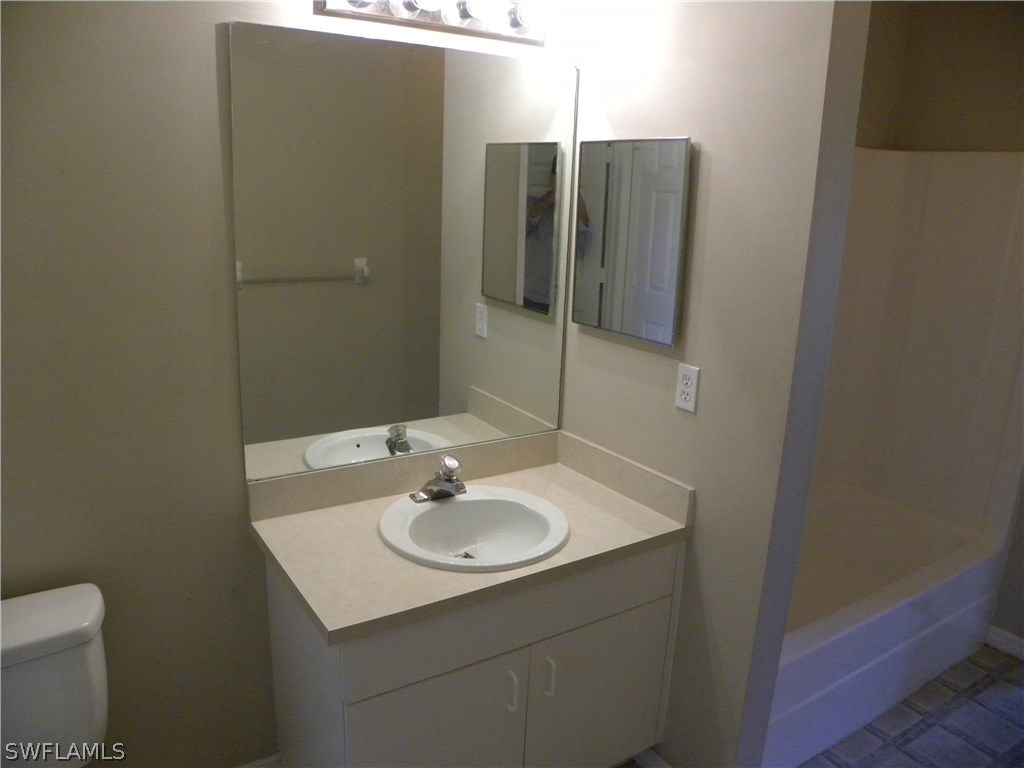818 Rocaille Avenue Fort Myers, FL 33913 - Photo 11 of 15 Gallery Image 11
