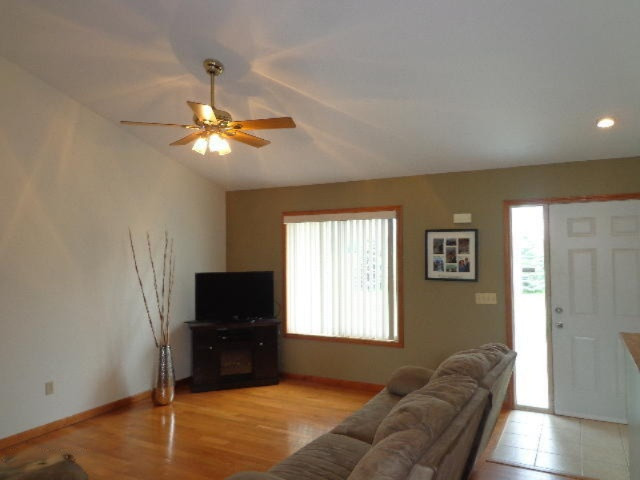 9045 Lemon Road Bancroft, MI 48414 - Photo 12 of 24 DSC09715